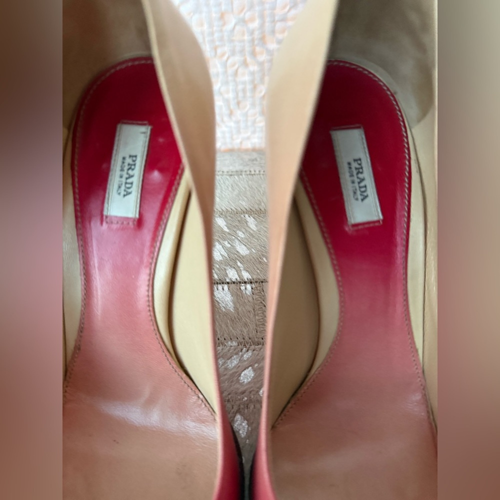 PRADA Ombré Red Pink Nude Pointed Toe Stiletto Pumps 35.5 IT US 5-5 1/2 - Picture 9 of 11